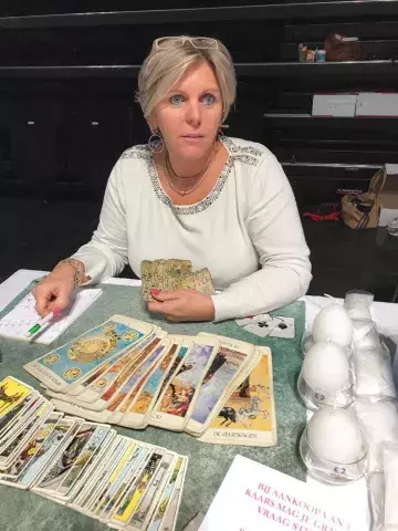 Kaartleggen Veronique De Regge